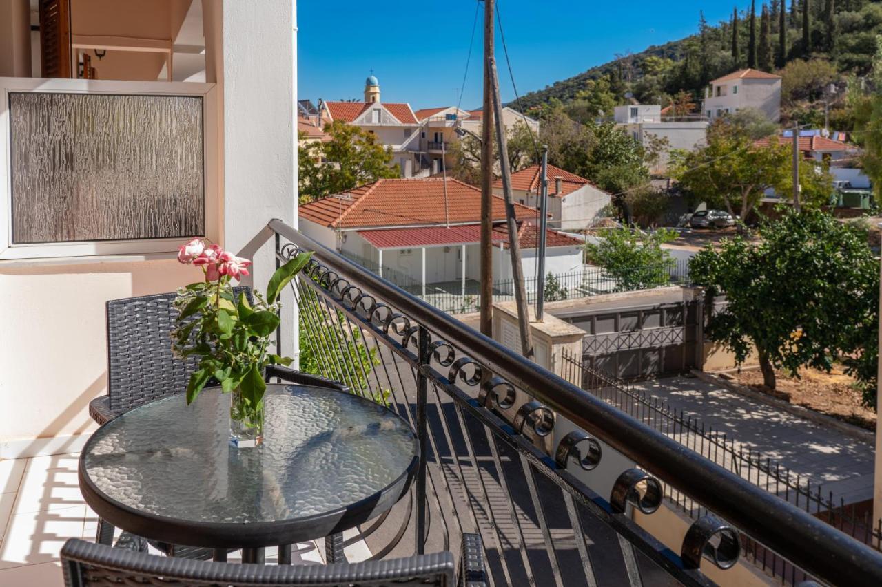 Alexatos Studios & Apartments Agia Efimia Exterior foto
